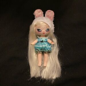 Na Na Na Surprise Glam Series Alice Hops Fashion Doll